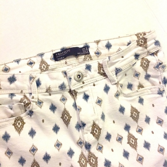 Zara Trafaluc Jeans - Picture 2 of 3